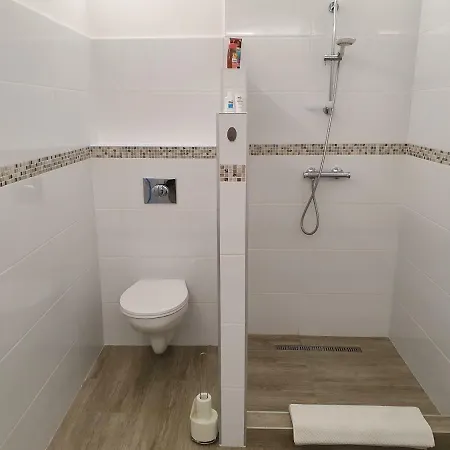 Und Steirerengel - Ferien & Jagd Homestay Locs